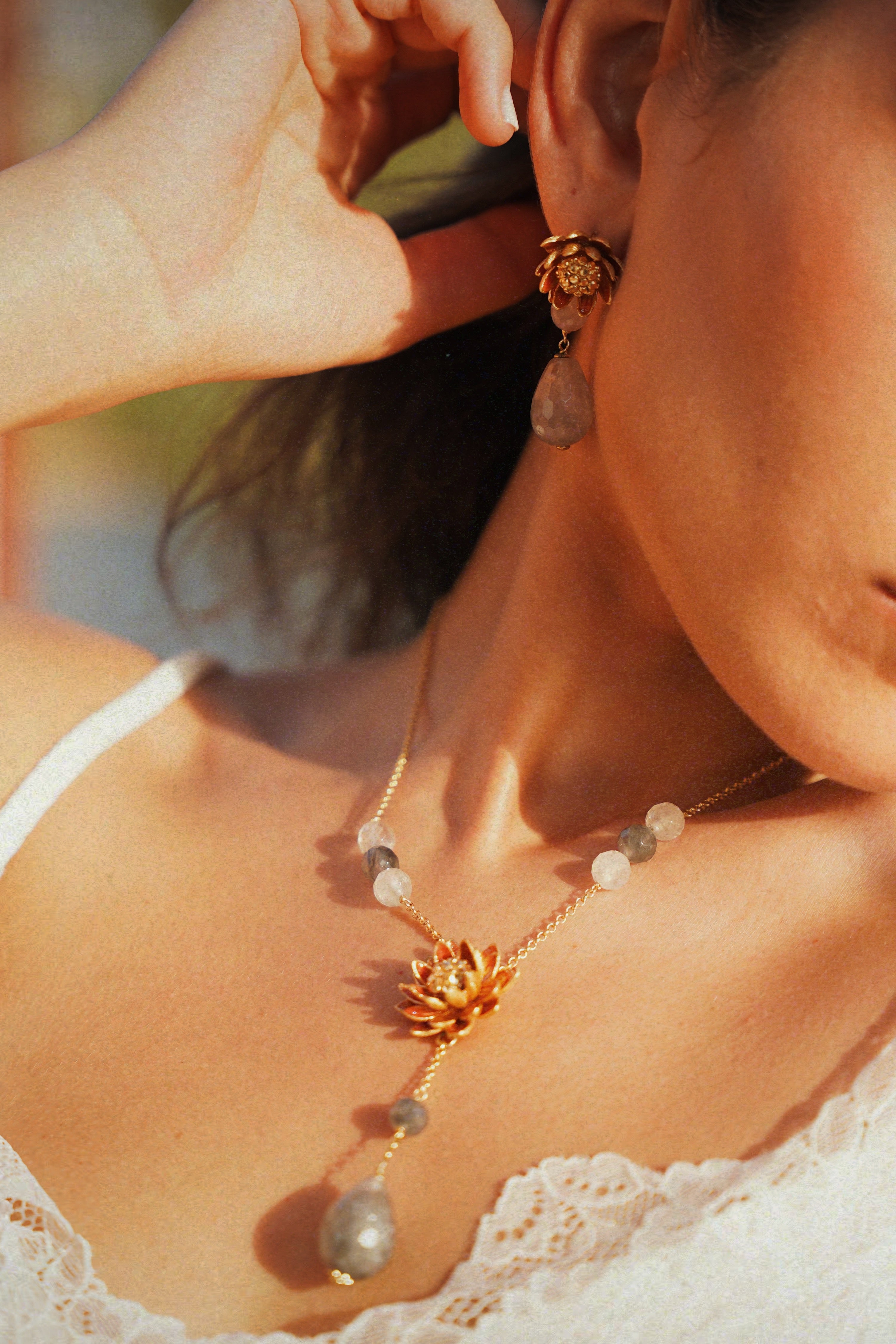 Floral Stone Drop Necklace