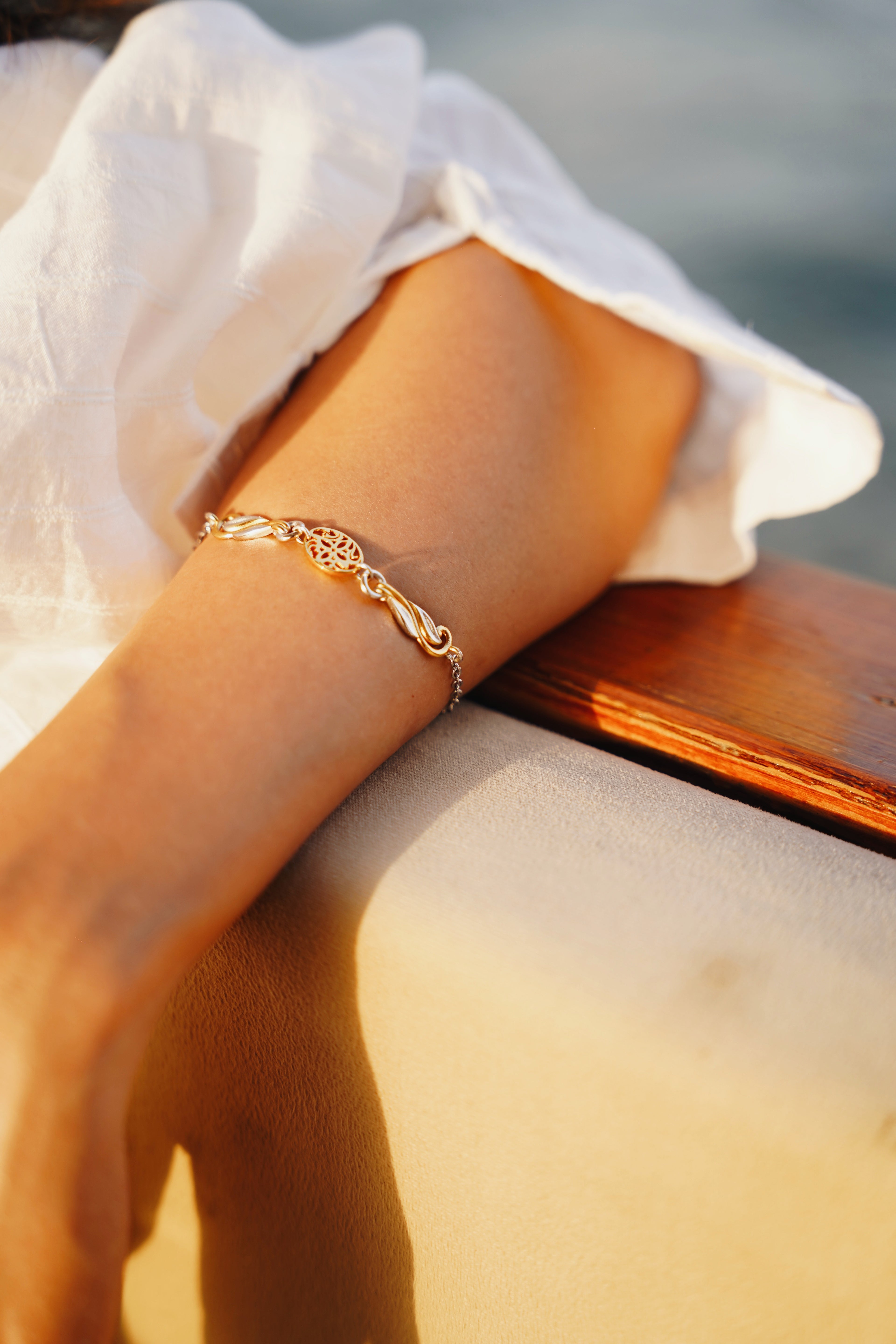 PERET Emblem Bracelet