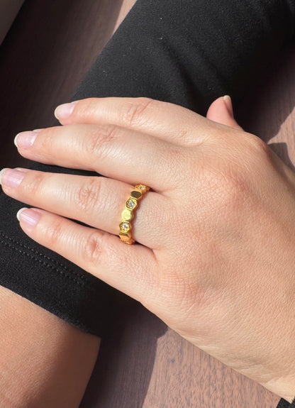 Viola Gold Ring