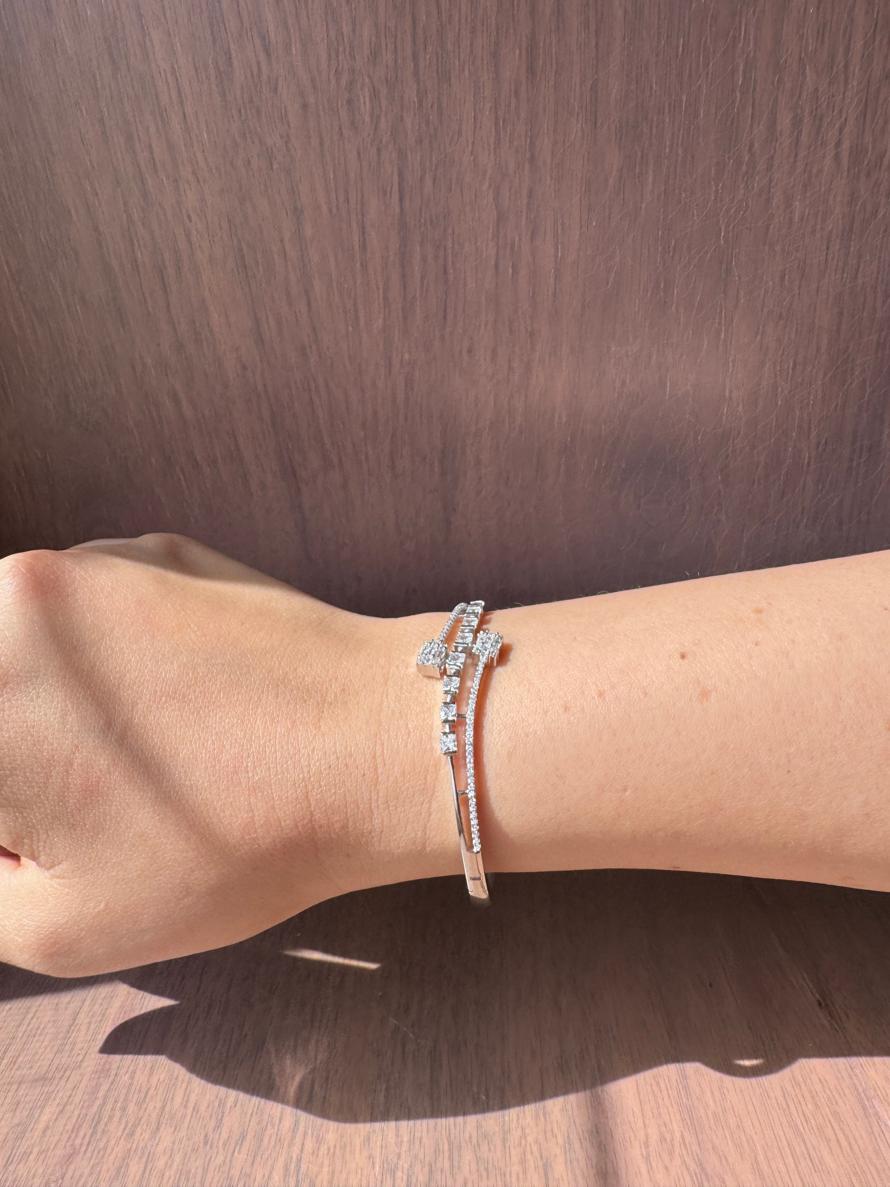 Viola Bangle