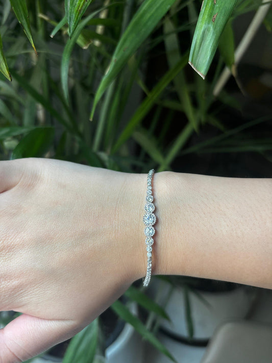 Sera Flow Bracelet
